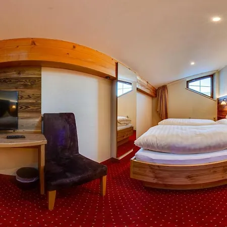 Hotel Loipenstubn 4*