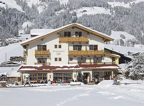 Hotel Loipenstubn Brixen im Thale