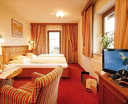 罗伊斯彭思特酒店 酒店 布利克森塔勒